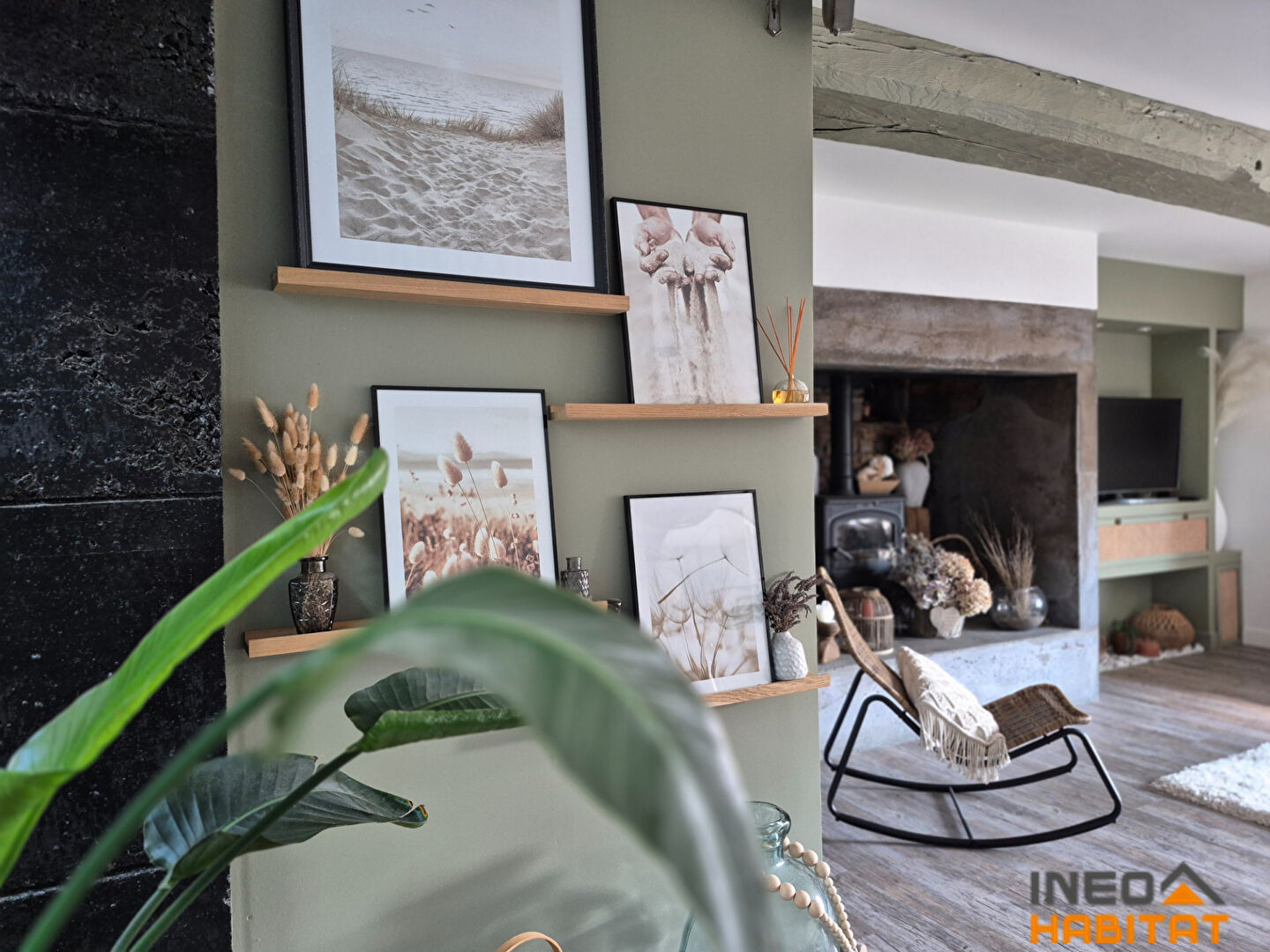 Photo Maison Laille 6 pièce(s)  203m² image 5/6