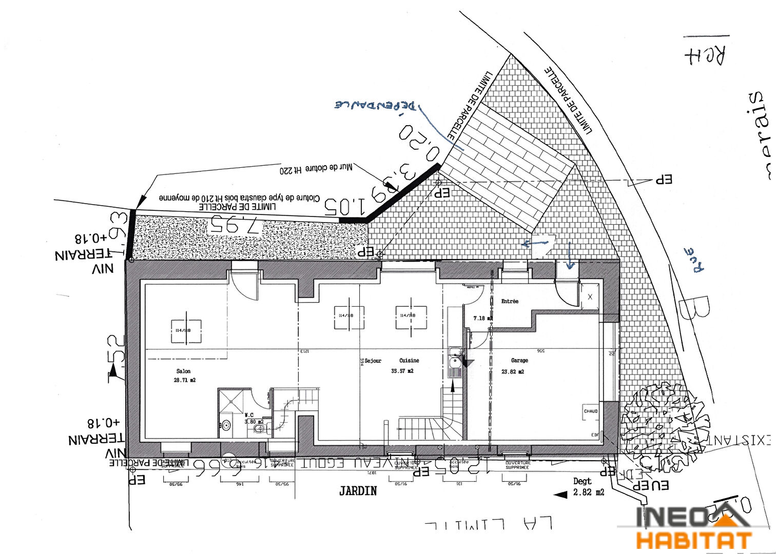 Photo NOYAL CHATILLON SUR SEICHE - Bâtiment à aménager en ville image 4/5