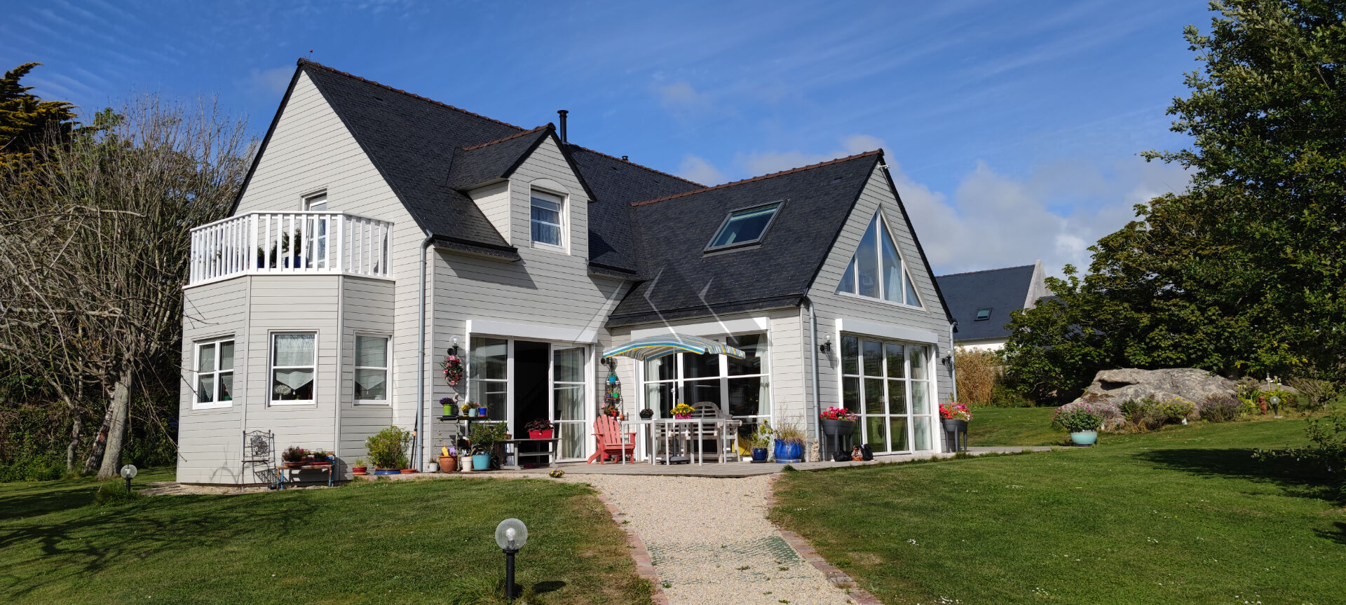 MAISON T8  A VENDRE VUE MER PORSPODER