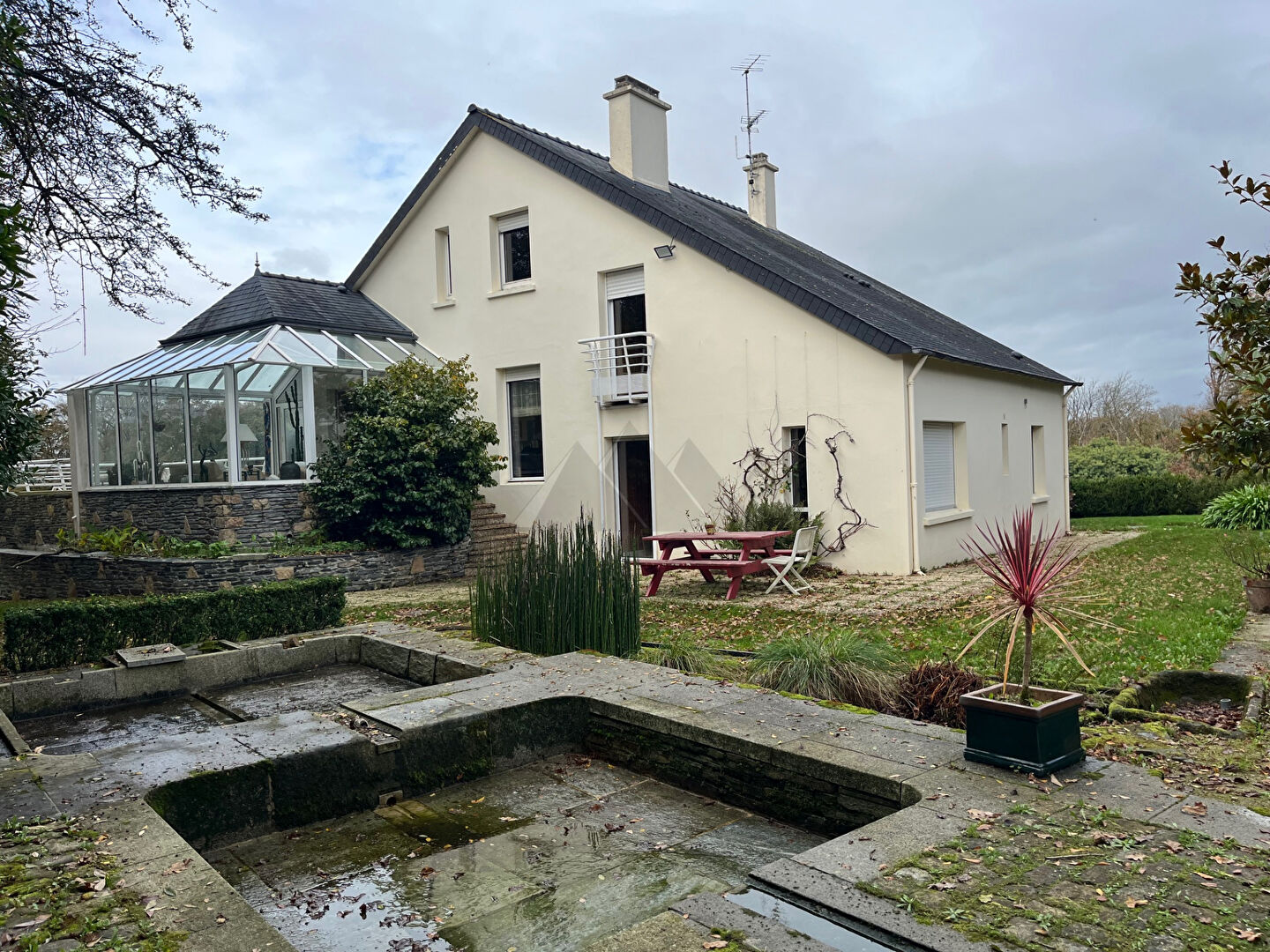 MAISON D'ARCHITECTE A VENDRE LANDERNEAU