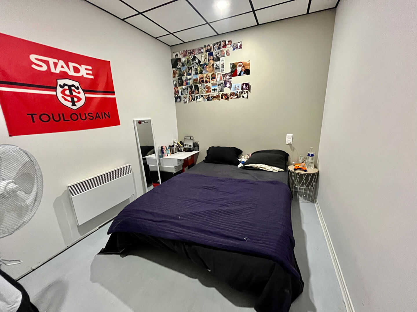 Photo ENTREPOT à VILLENEUVE SUR LOT. Nous sommes ravis de vous présenter cet entrepôt spacieux et polyvalent de 480m², situé sur un terrain de 1400m² à proximité immédiate du centre-ville. Cette propriété unique offre une combinaison parfaite de fonctionnalité image 5/6
