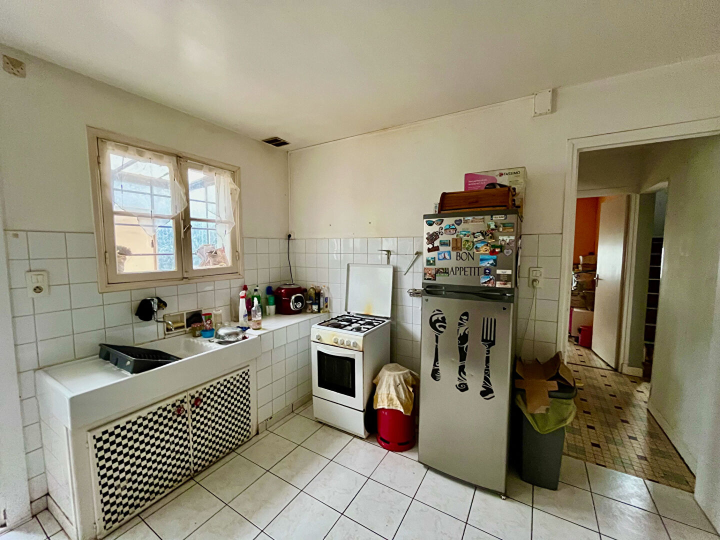 Photo Dans un quartier paisible de Villeneuve-sur-Lot, cette maison à usage d'habitation offre une opportunité unique pour ceux qui recherchent une résidence chaleureuse et accueillante. Surface habitable d'environ 107,11 m2. La maison est actuellement louée 58 image 4/6