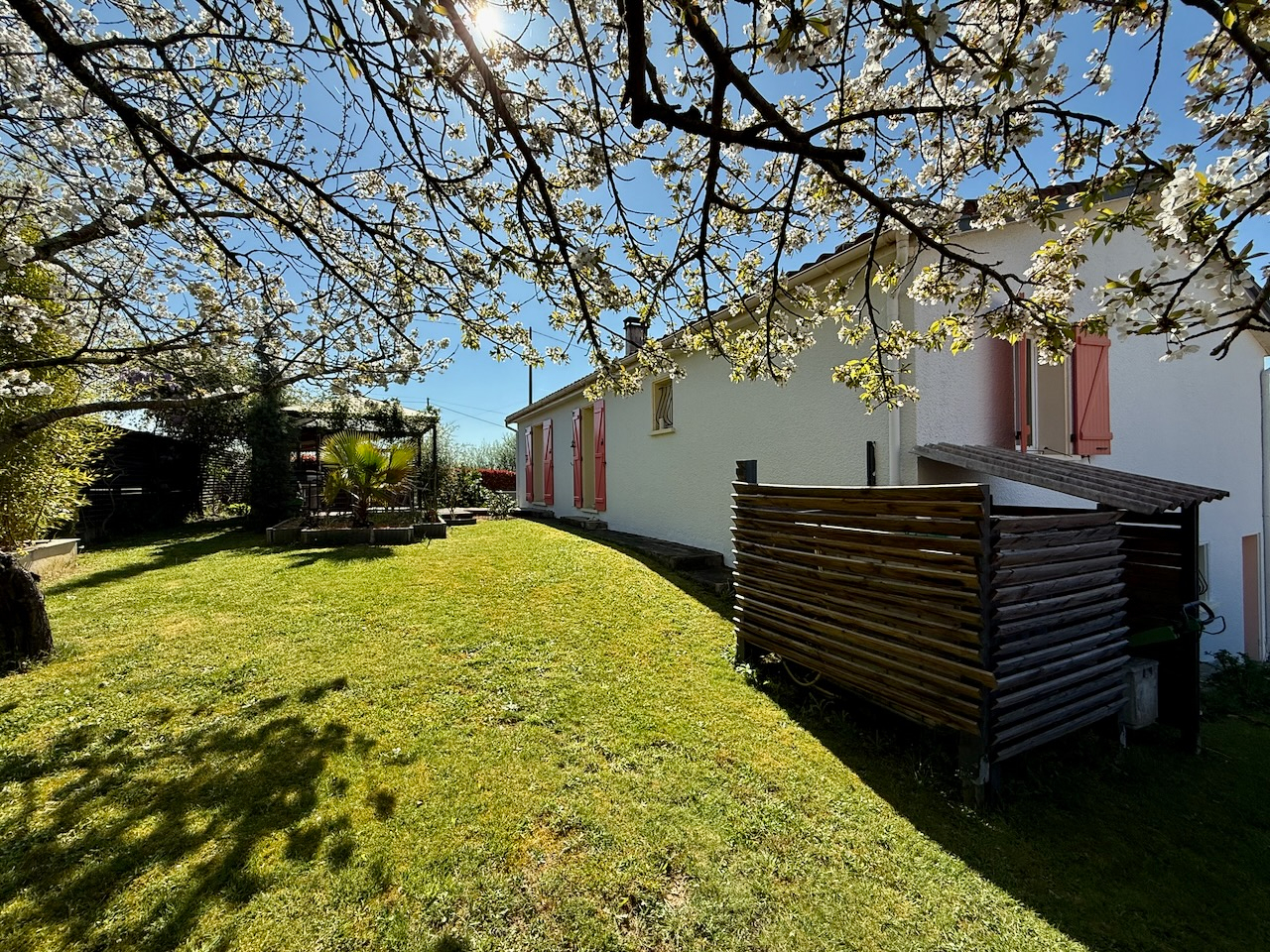 Photo Maison familiale avec spa, terrasse et grand garage- Villeneuve-sur-Lot image 3/6