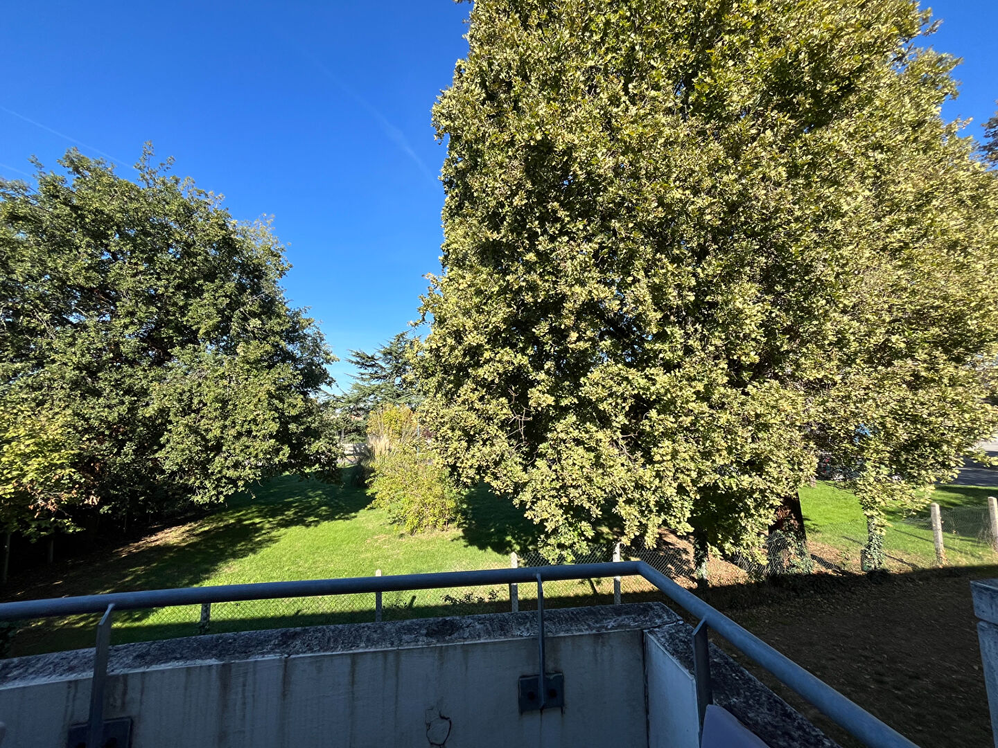 Photo IDEAL INVESTISSEUR !! Secteur Villeneuve/Lot , appartement  de type 2 de 46,44m2 avec parking dans une superbe résidence.  Venez découvrir un superbe appartement vendu loué 434,97 charges comprises depuis aout 2024. Préavis reçu, départ du locataire prév image 6/6