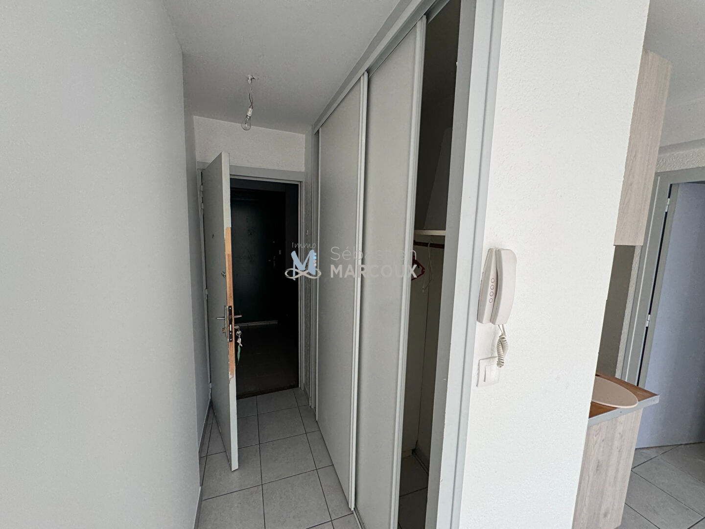 Photo Appartement T2 + bureau 41.17M² habitable (1er étage) image 2/6