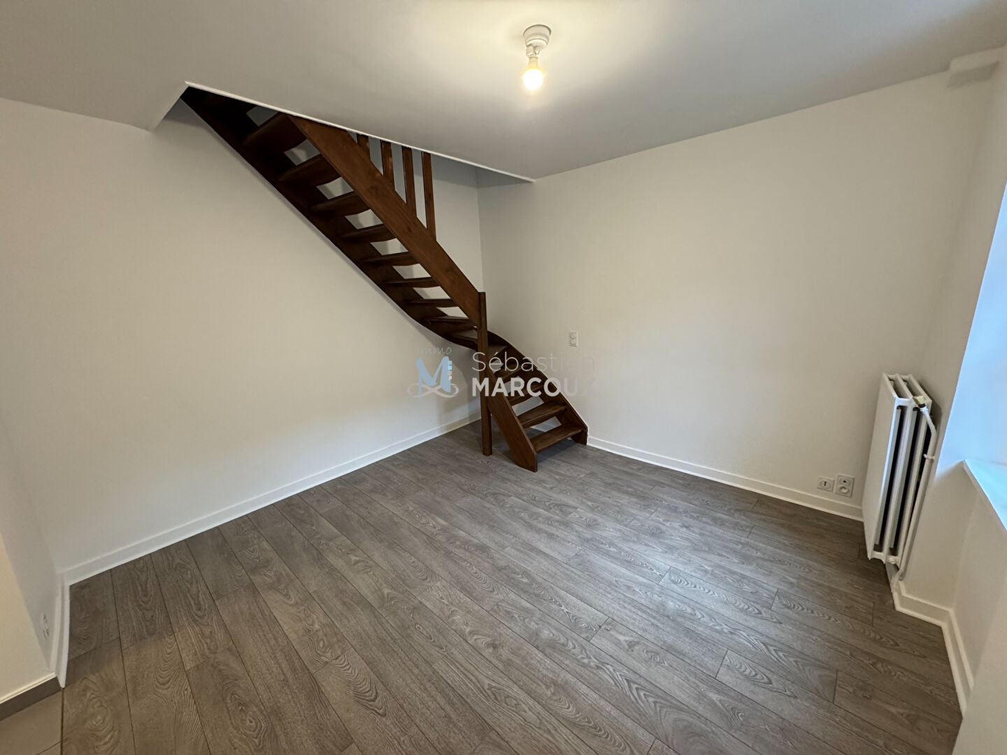 Photo MONTBRISON - Appartement de type T3 - 54.42 m² habitables en duplex image 1/6