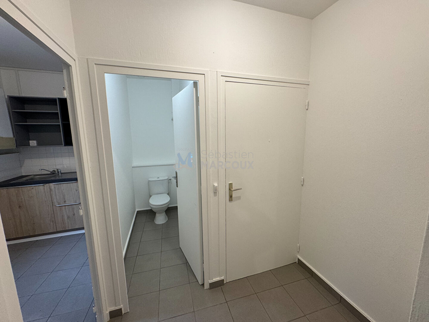 Photo MONTBRISON - Appartement de type T3 - 54.42 m² habitables en duplex image 5/6