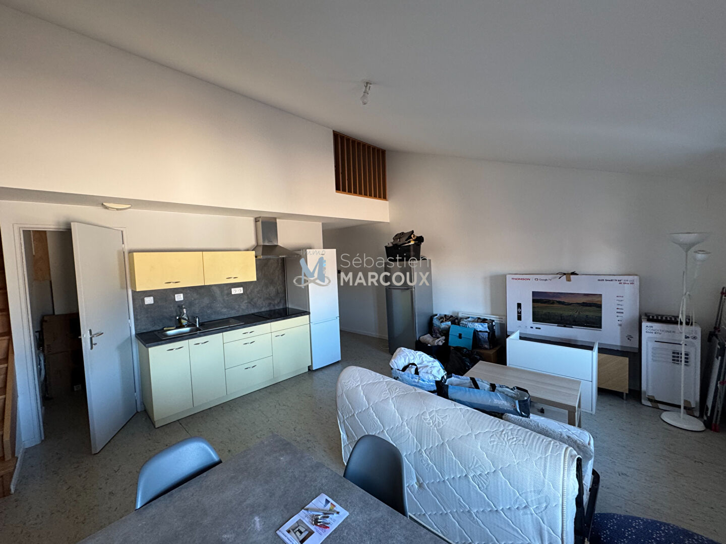 MONTBRISON - Appartement T2 - 47m² habitables en duplex - Dernier étage