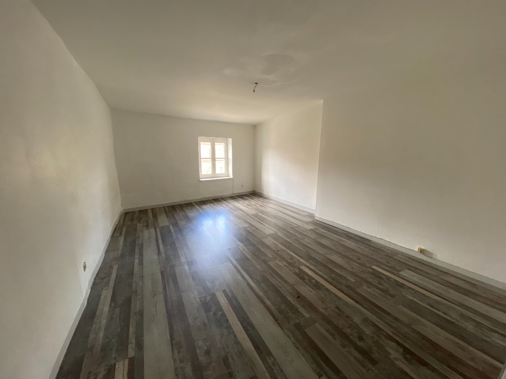 Photo MONTBRISON - Appartement T1 - 37M² habitables + Petit balcon image 3/5