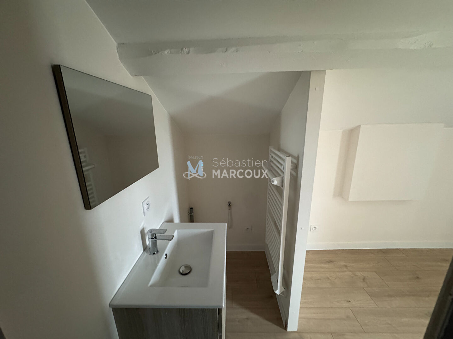 Photo SAVIGNEUX - Appartement T2 - 28.31 m² habitables image 6/6