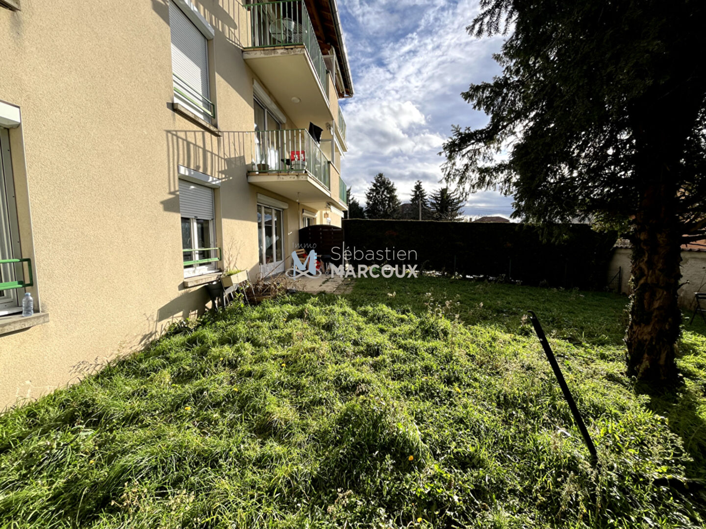 Photo En exclusivité - Idéal investisseur - Appartement F4 avec locataire en place à Sury-le-Comtal image 1/6