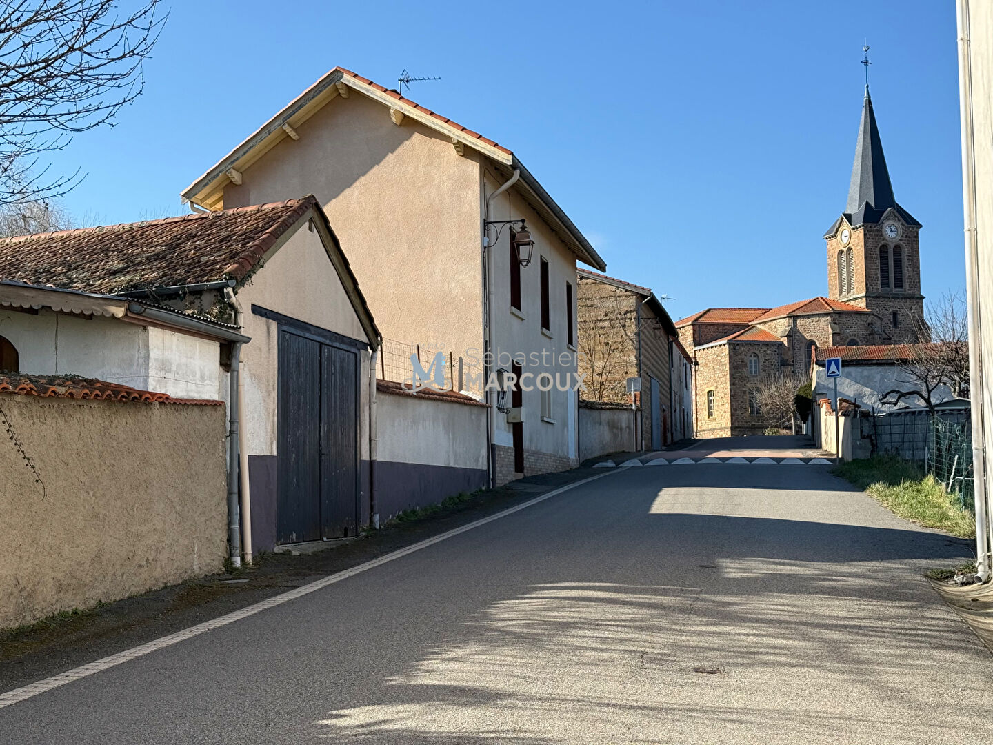 Photo Maison de village avec son jardin image 1/6