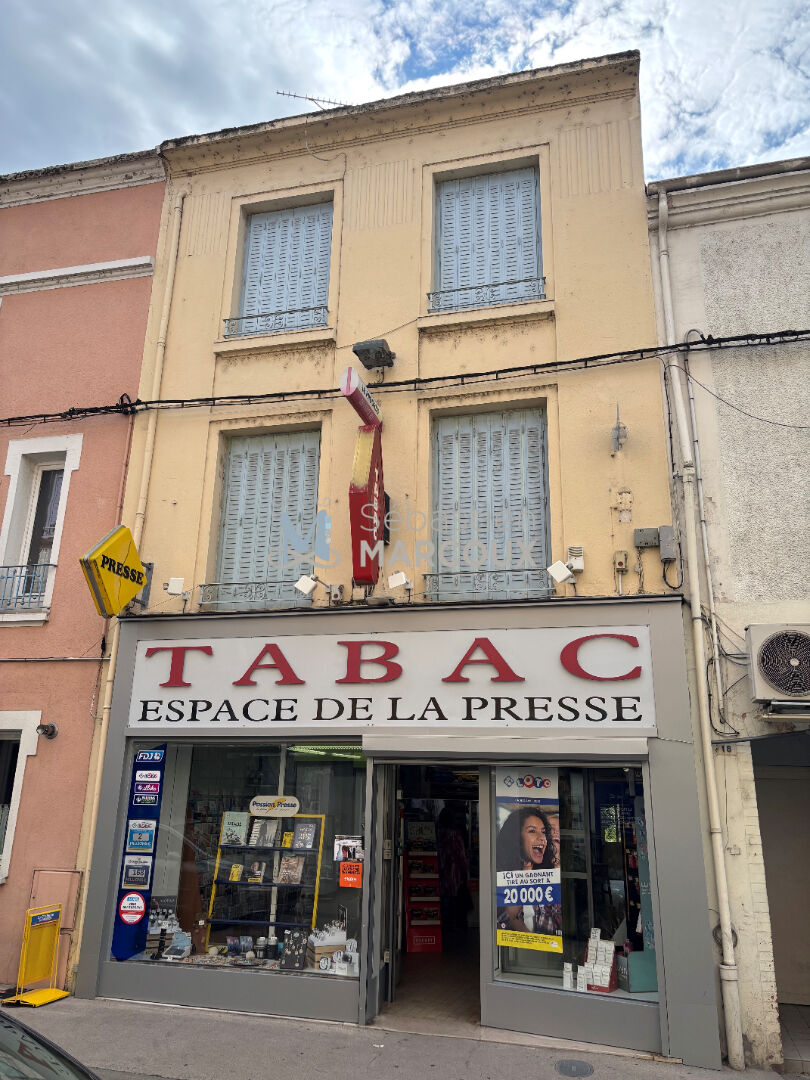 Photo FEURS  MAISON DE VILLE ( 1 Commerce) jardinet terrasse image 1/6