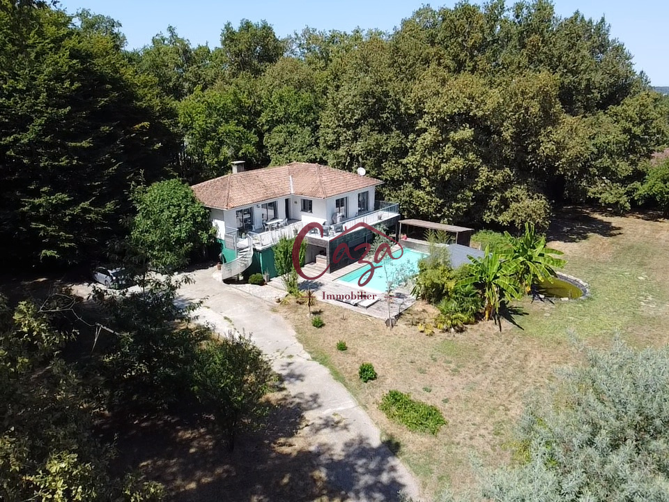 Photo Grande maison familiale sur parc arborée de 8000 m2 image 2/6