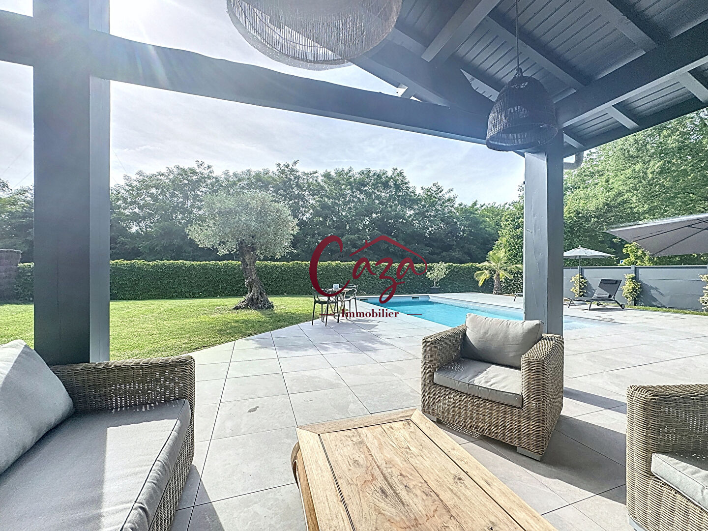 Photo Maison Haut Bouliac rénovée de 155 m2 avec sous sol intégral image 3/6