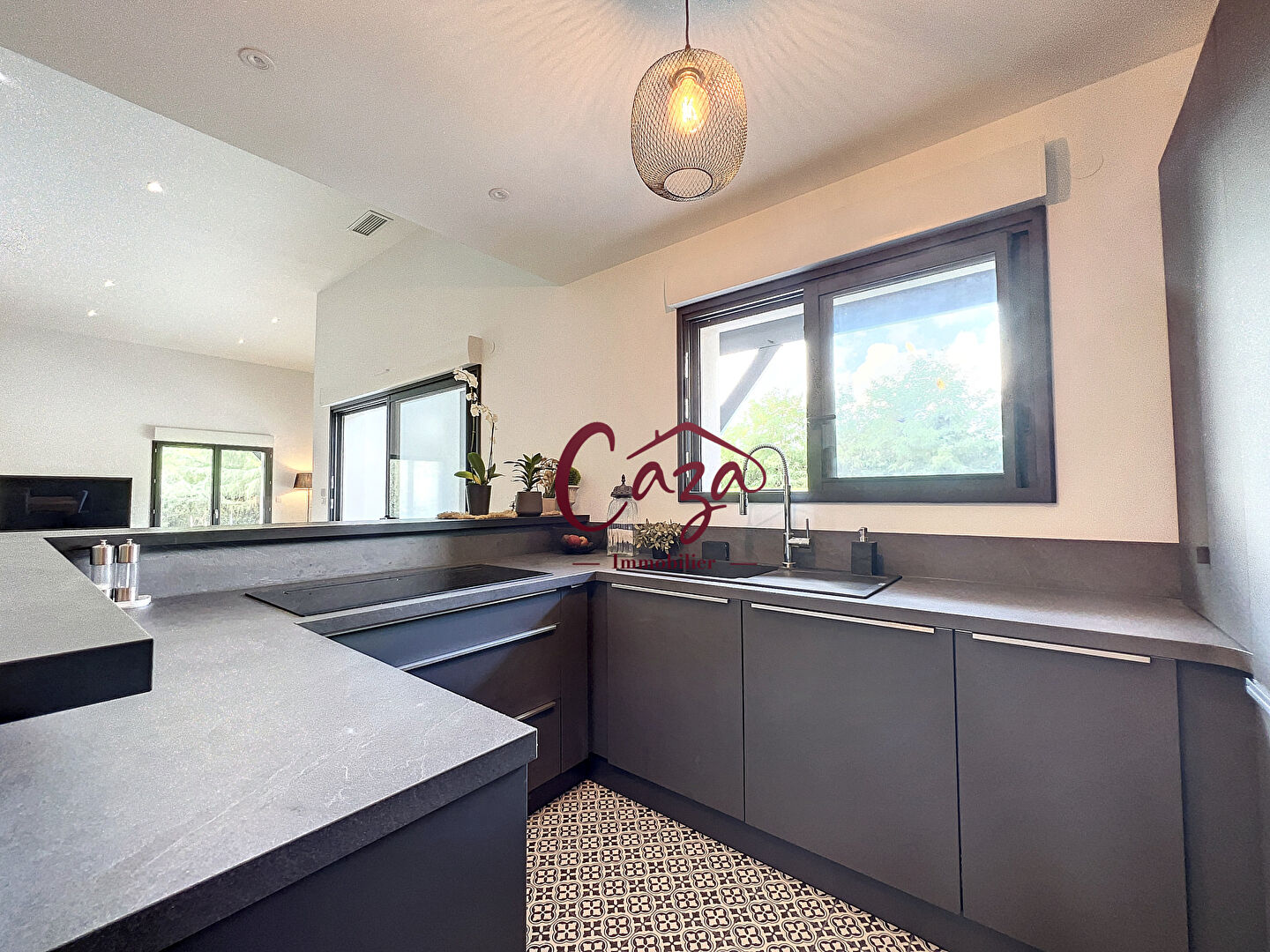 Photo Maison Haut Bouliac rénovée de 155 m2 avec sous sol intégral image 5/6