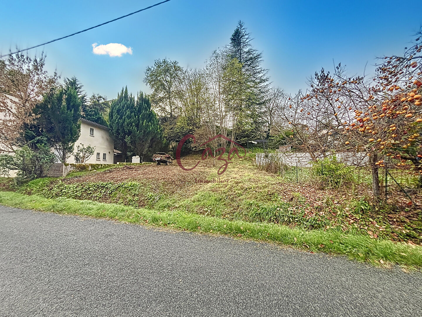 Terrain Paillet 300 m2