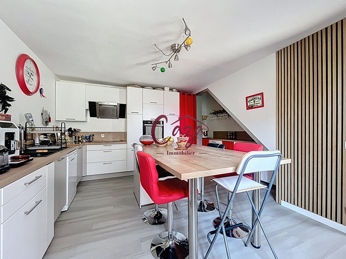 Propriété de caractère ? 6 pièces ? 160 m²