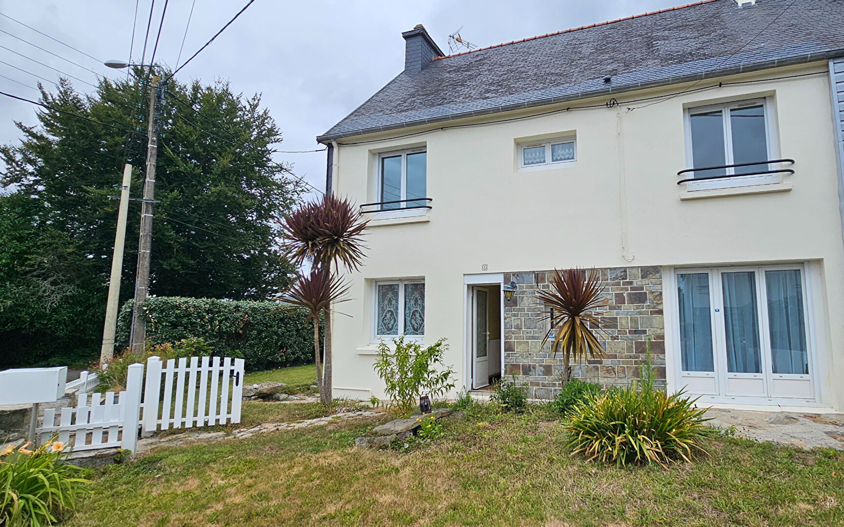 Agence immobilière de AGENCE IMMOBILIERE DE LOCMARIA