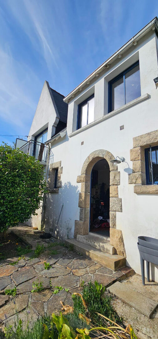 Agence immobilière de AGENCE IMMOBILIERE DE LOCMARIA