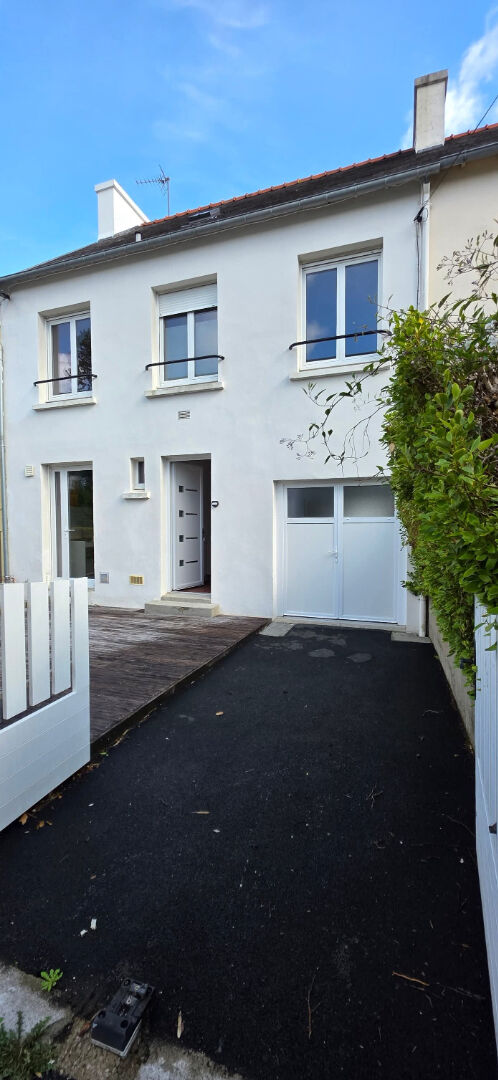 Agence immobilière de AGENCE IMMOBILIERE DE LOCMARIA