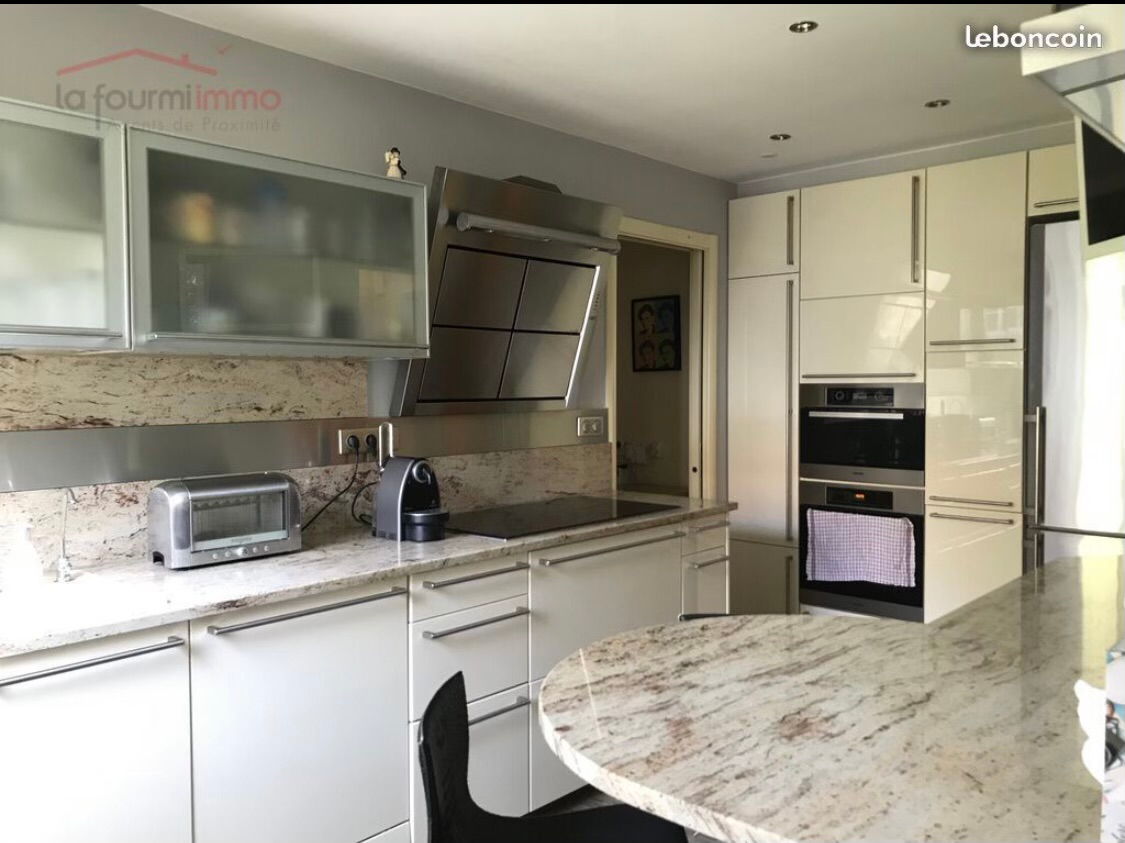 Photo Superbe 4 pièces  de 103m2 Cronenbourg image 2/6