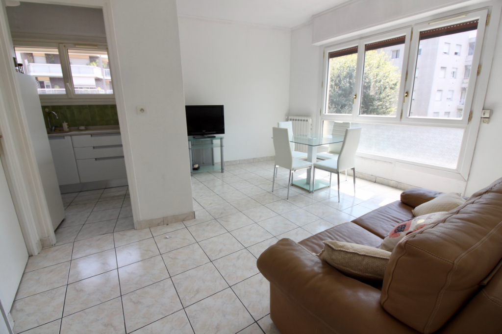 Port BEAU F3 BALCON Soleil