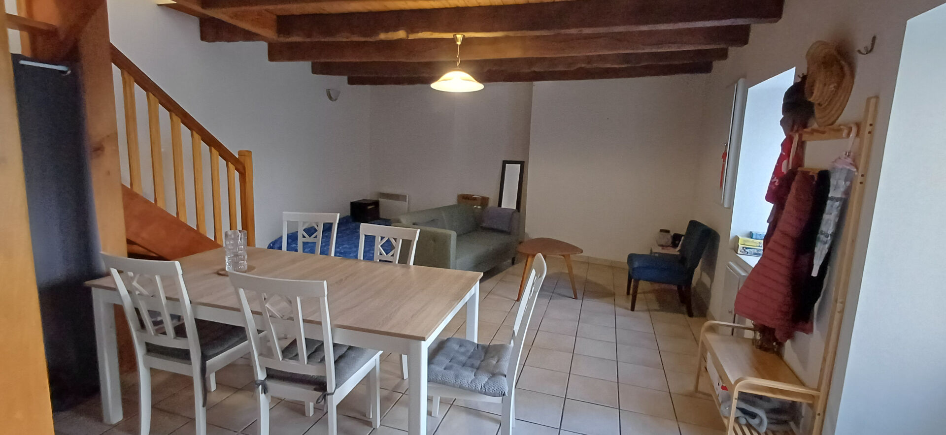 Photo A LOUER MAISON CAMPAGNE ST JACUT LES PINS 2 CHAMBRES image 2/6