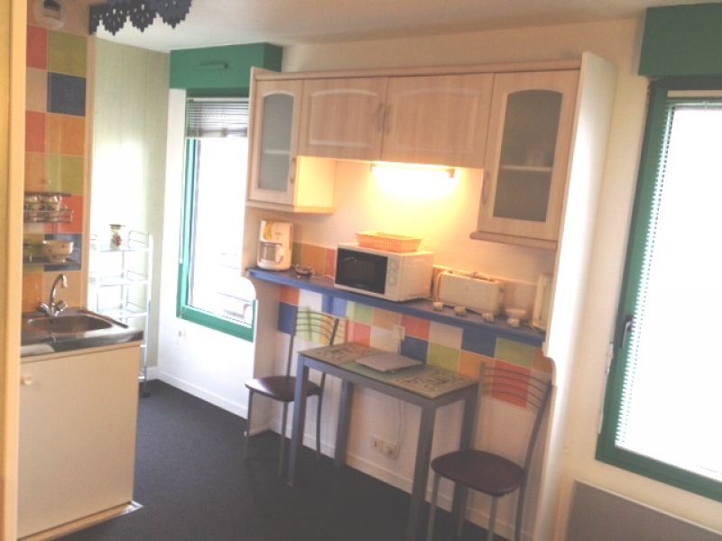 A LOUER STUDIO REDON 35600 PROCHE ECOLE ET TOUS COMMERCES ILLE ET VILAINE  BRETAGNE