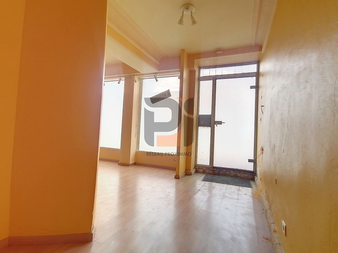 Photo Immeuble centre-ville de Derval image 6/6