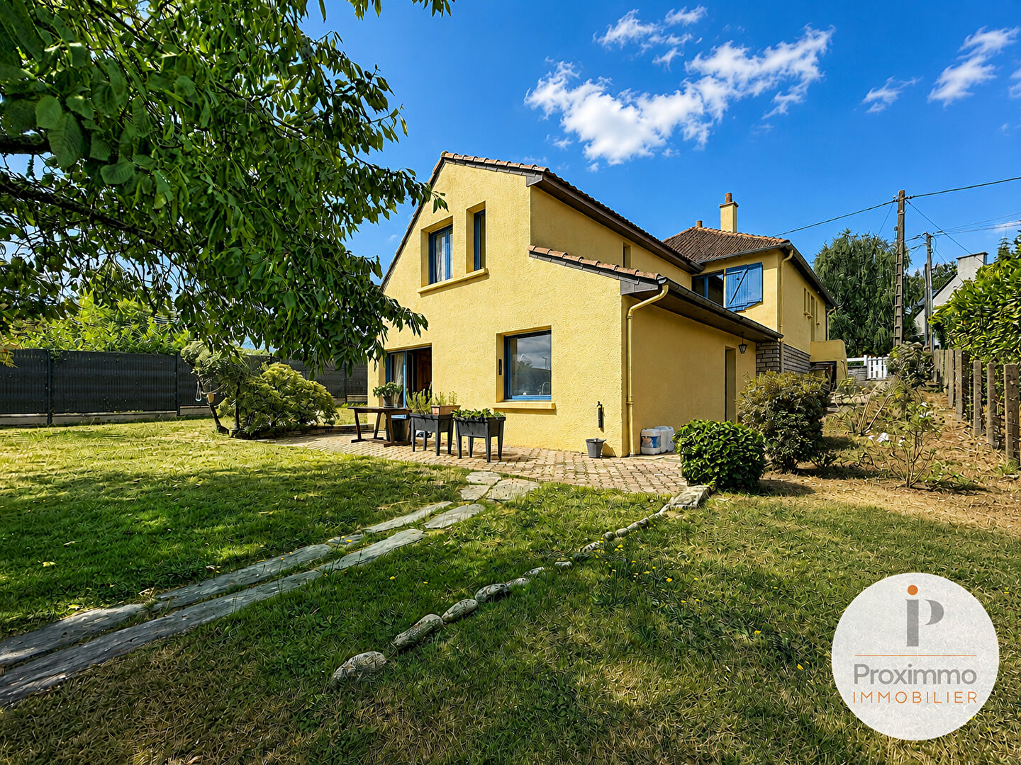 RARE SUR LE SECTEUR ! Une maison familiale à deux pas de tout...