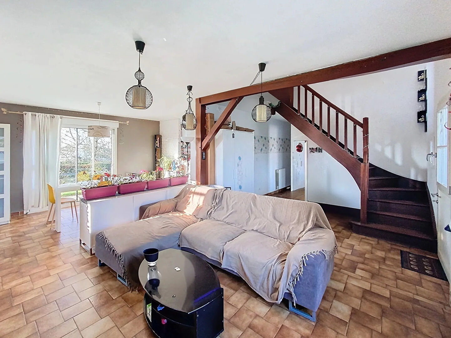 Photo Maison lumineuse - secteur bourg - FEGREAC image 2/6