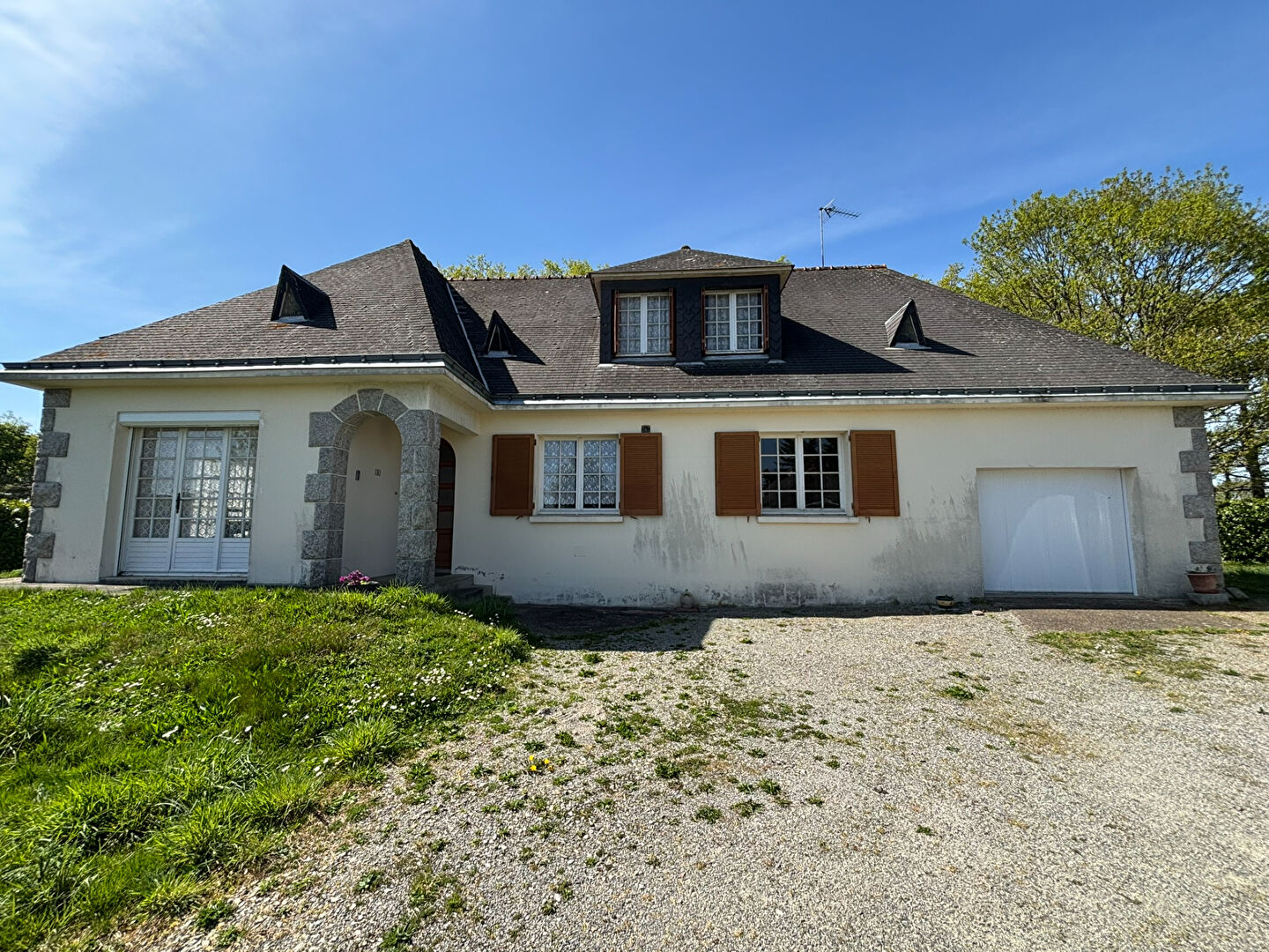 Maison 7 pièces BAINS SUR OUST - 35600