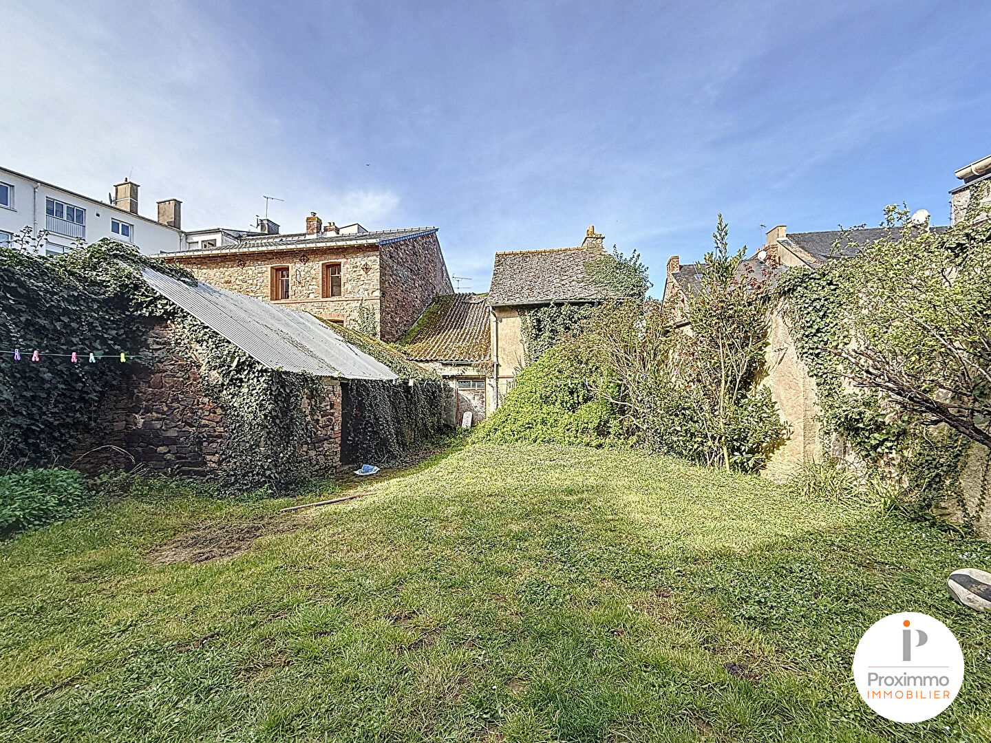 Photo Immeuble Redon 5 pièce(s) 83.8 m2 image 4/6