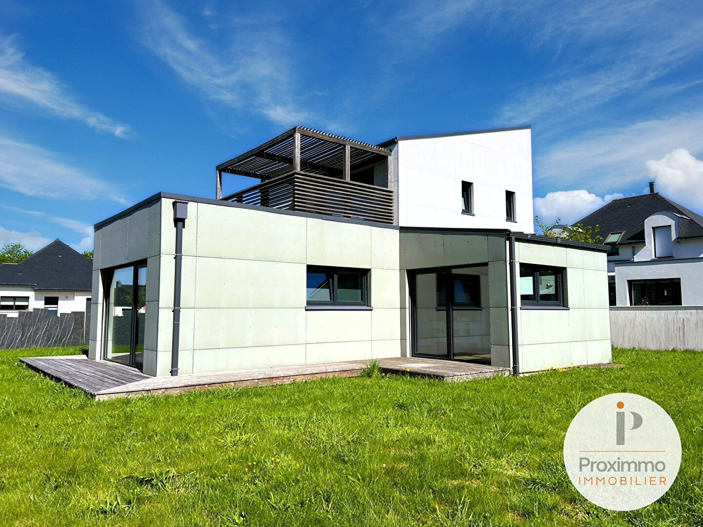 Photo LOCAL PROFESSIONNEL CABINETS BUREAUX QUESTEMBERT 56230 MORBIHAN BRETAGNE image 2/6