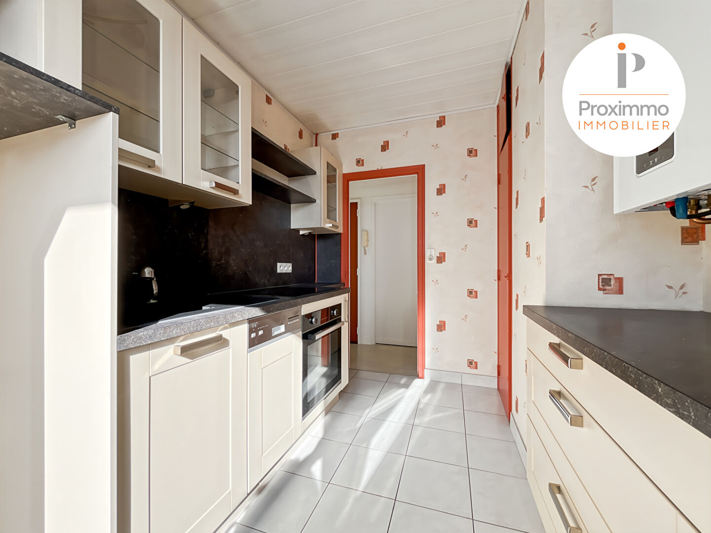 Photo À VENDRE - Appartement T3 lumineux - Dernier étage - Parking - Rennes Sud image 2/6