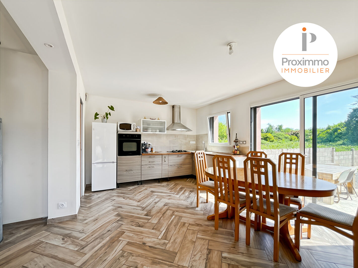 Photo MAISON - JARDIN - 3 CHAMBRES - VERN-SUR-SEICHE (35770 ) image 2/6