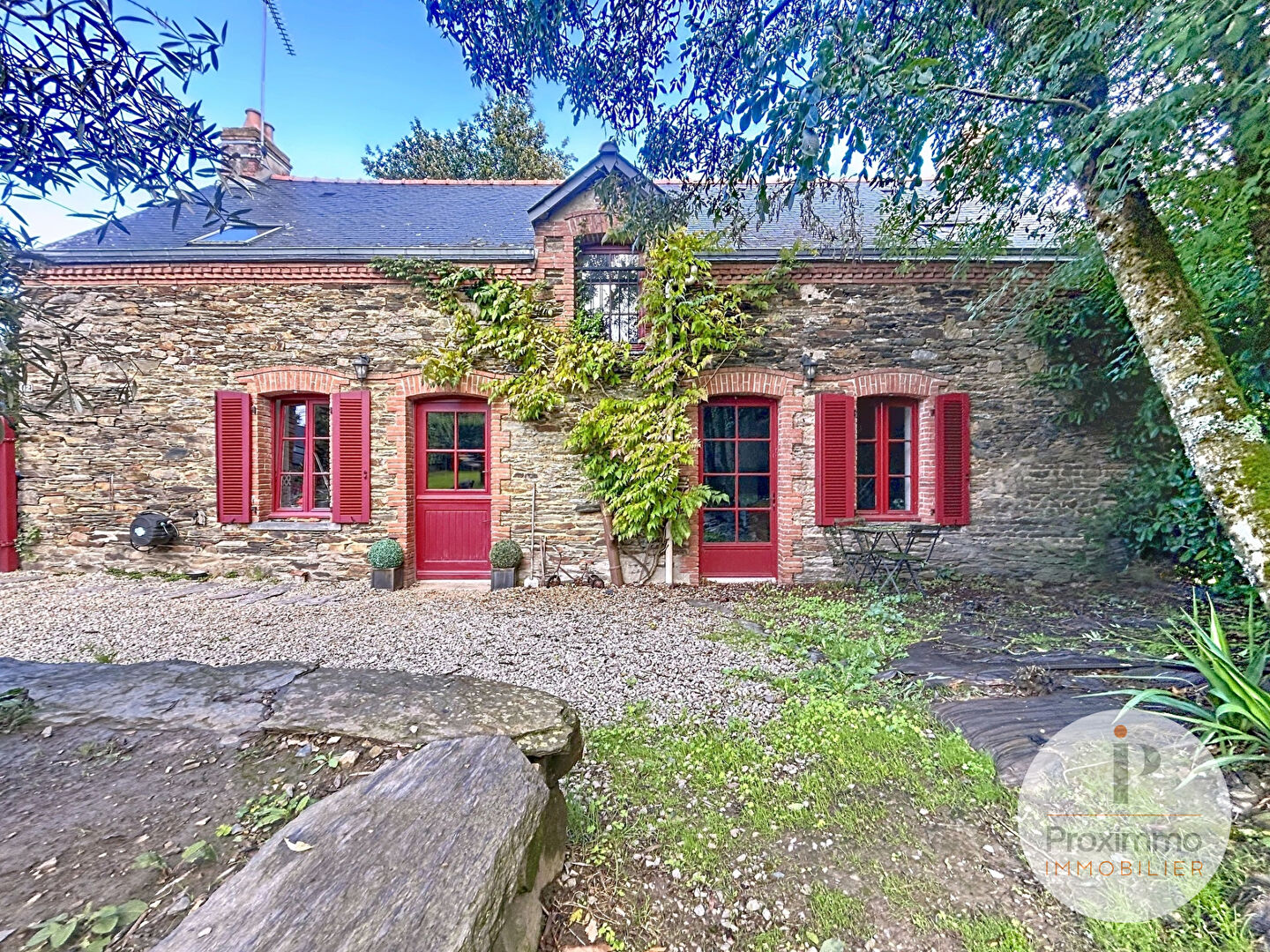 MAISON LANGON 35660- CADRE VERDOYANT ET CALME - 4 chambres