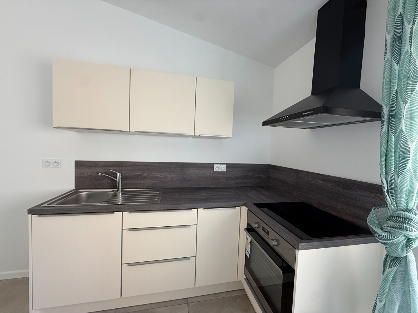 Photo Maison Bains Sur Oust 3 pièces 77.56 m2 image 2/6