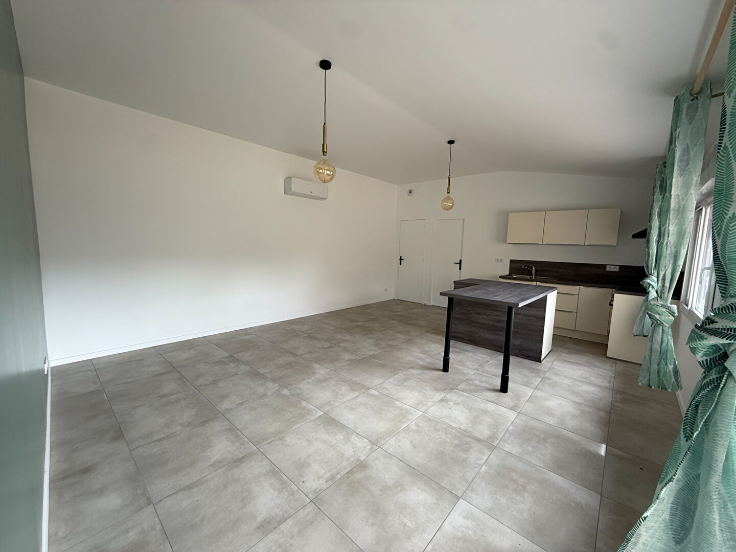 Photo Maison Bains Sur Oust 3 pièces 77.56 m2 image 3/6