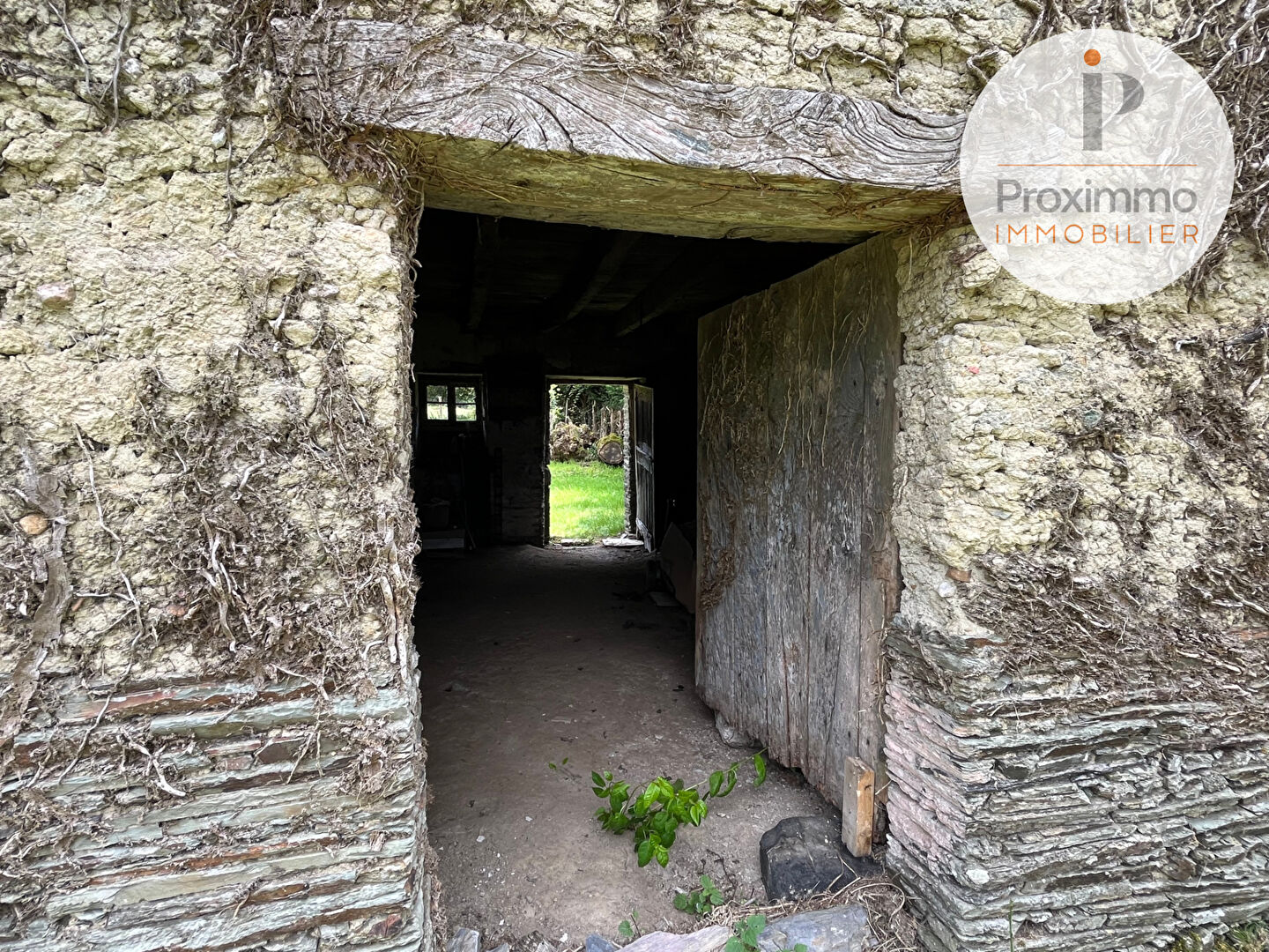 Photo PIPRIAC (35) Corps de ferme à rénover 70 m² et potentiel à l'étage. image 6/6