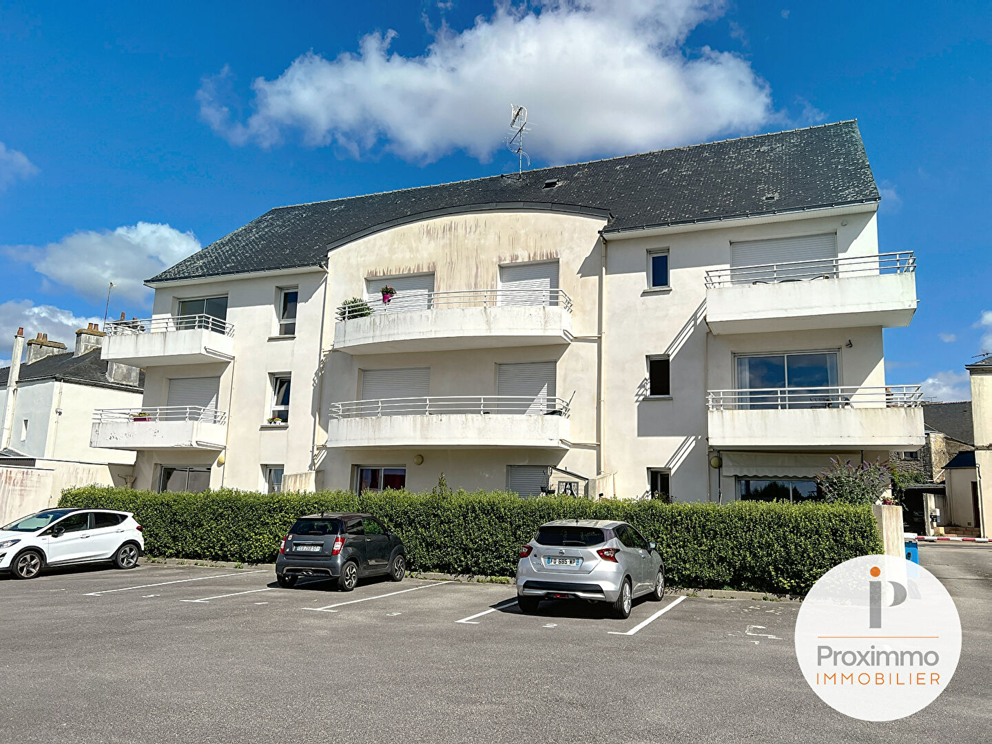 Photo APPARTEMENT T.3 HYPER CENTRE QUESTEMBERT 56230 MORBIHAN BRETAGNE image 1/6