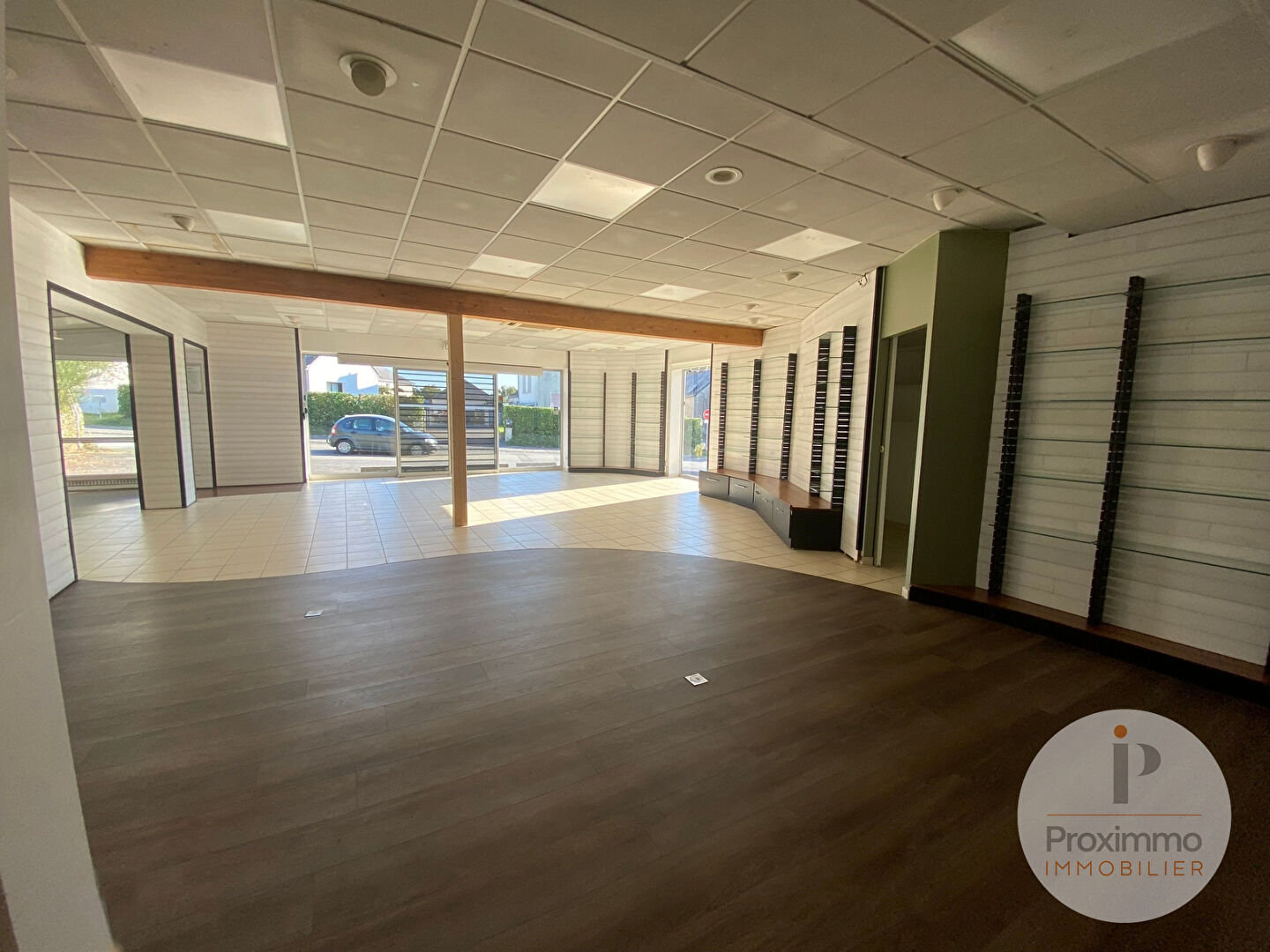 Photo Local commercial Nivillac 200 m2 BRETAGNE MORBIHAN image 2/6