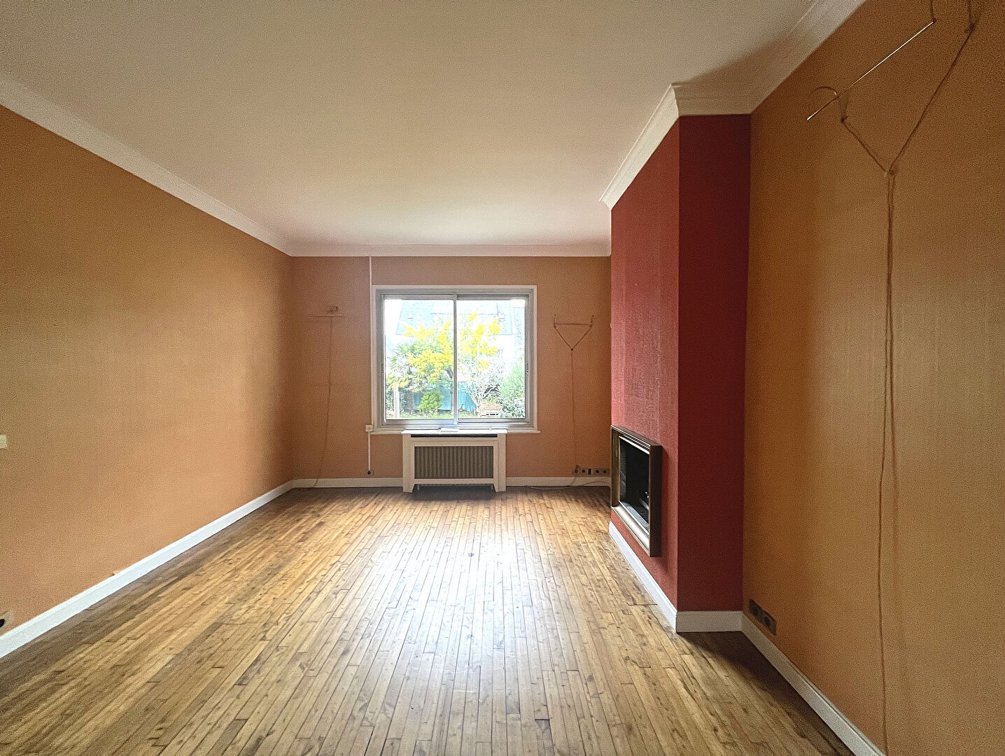 Photo Maison de ville des années 30 avec jardin et garage image 2/6