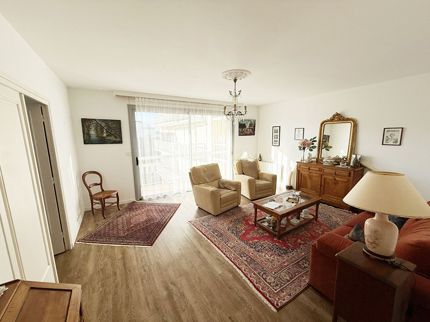 Photo T3 avec balcon, parking et cave image 1/6