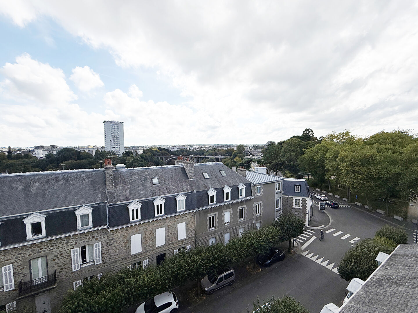 Photo Beau T4 de 80m2 avec cave et parking image 6/6