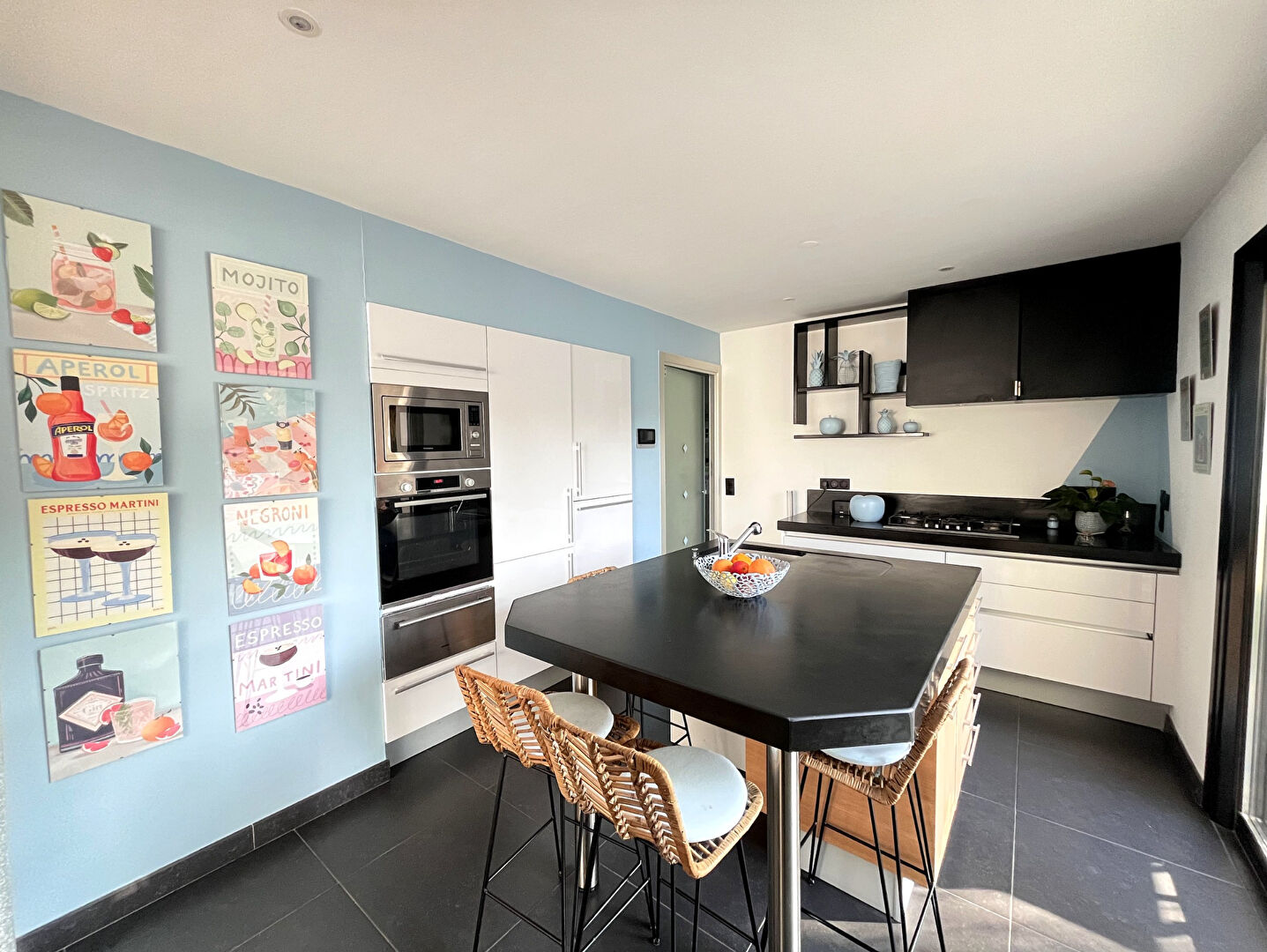 Photo Contemporaine de 2005 avec piscine, terrain 3065m2 image 6/6