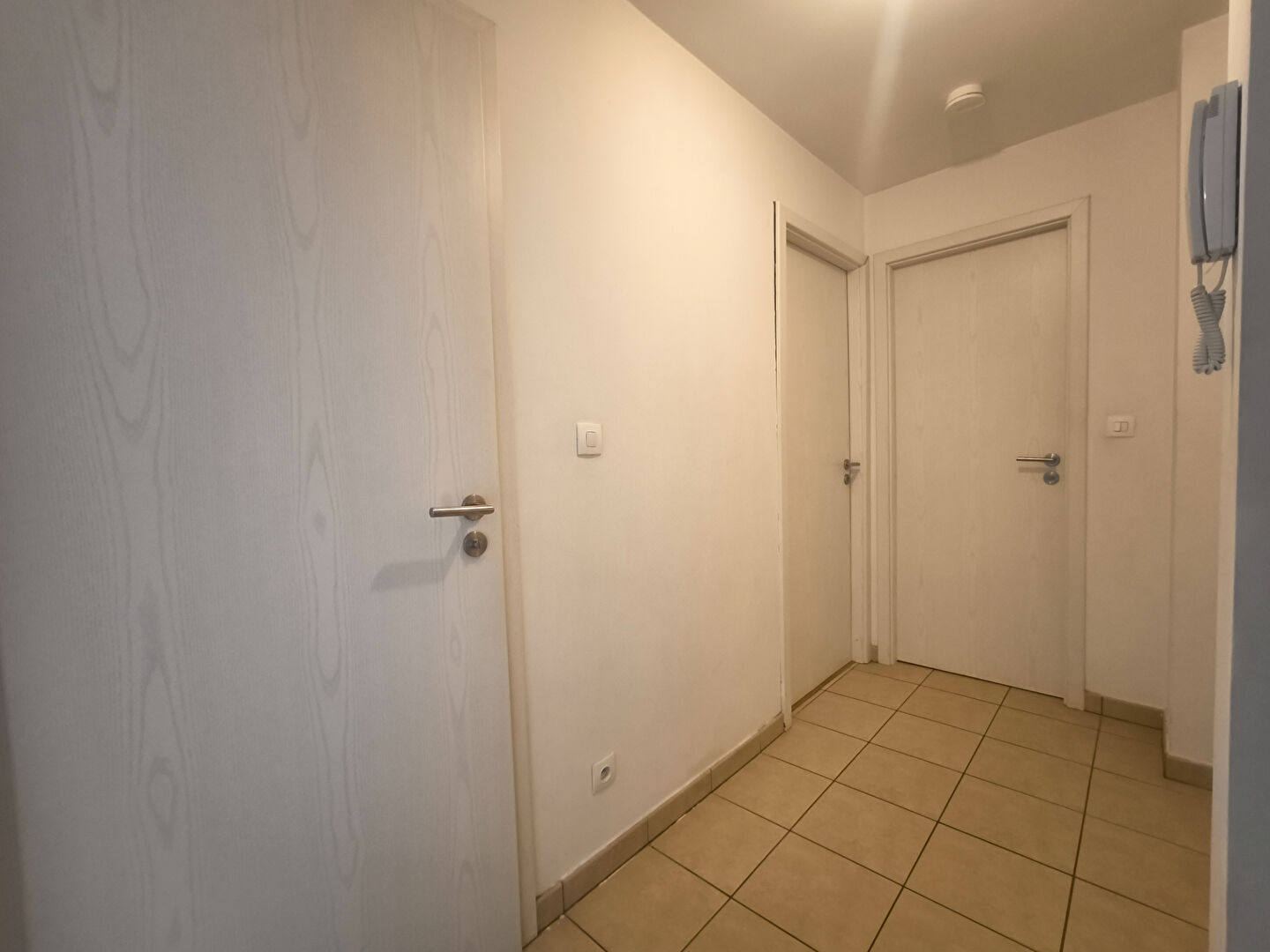 Photo MONDELANGE - F2 dans résidence avec parking image 6/6