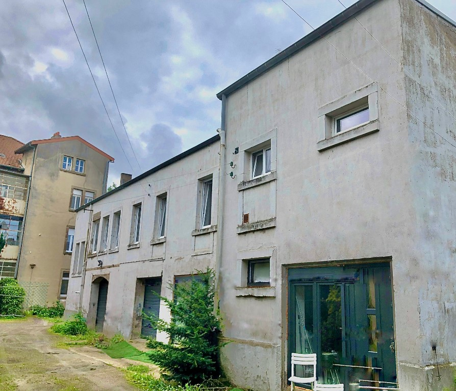 Photo THIONVILLE - Ensemble immobilier de 2 appartements avec garage et jardin image 2/6