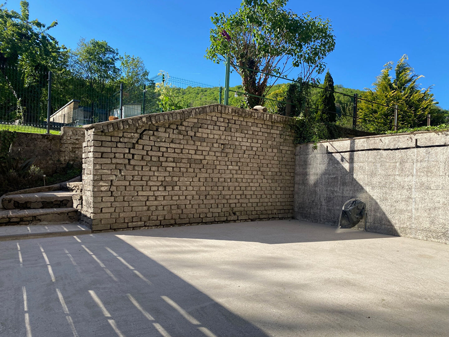 Photo Appartement de type duplex avec terrasse, verger et garage image 4/6